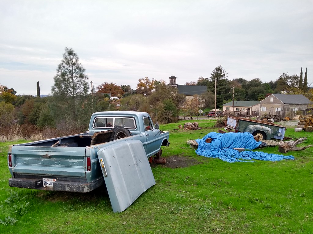 Wagon wheel market oroville ca