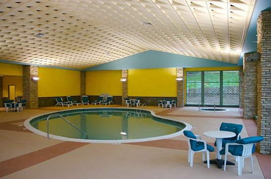 Designer inn and suites tama
