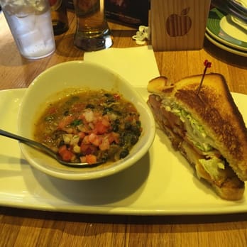 Applebee's chicken tortilla soup review